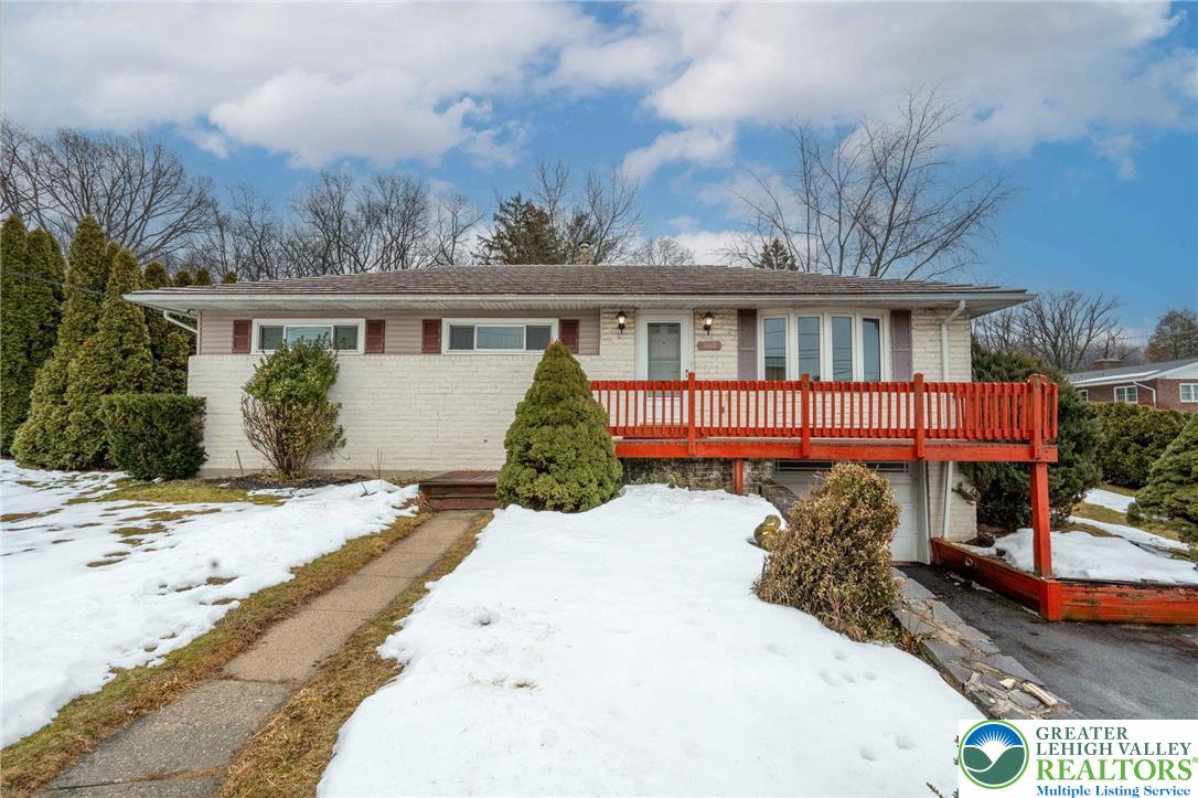 562 Fairview Street Emmaus, PA 18049 - Photo 4 of 54 Gallery Image 4