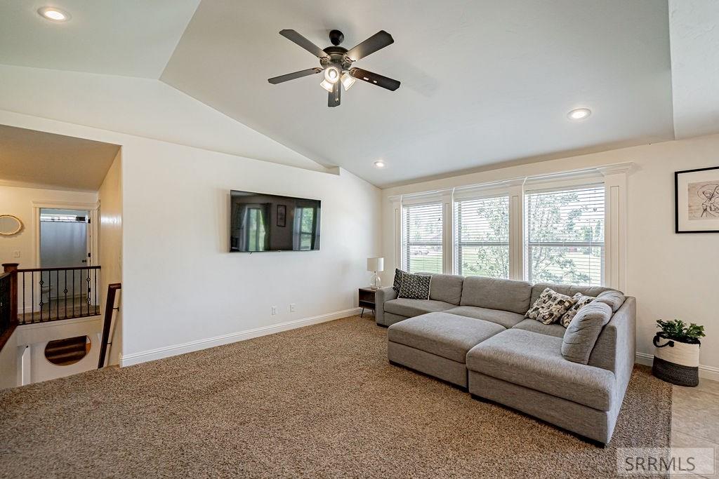 4613 Timberline Road Rexburg, ID 83440 - Photo 7 of 49