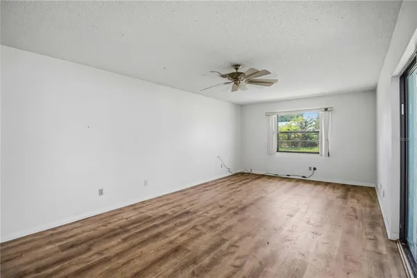 $350,000 | 2715 27th Ave Drive West, Bradenton, FL 34205