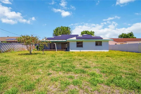 $350,000 | 2715 27th Ave Drive West, Bradenton, FL 34205