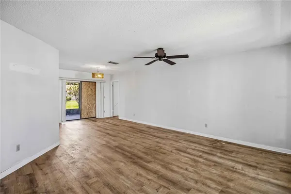 $350,000 | 2715 27th Ave Drive West, Bradenton, FL 34205