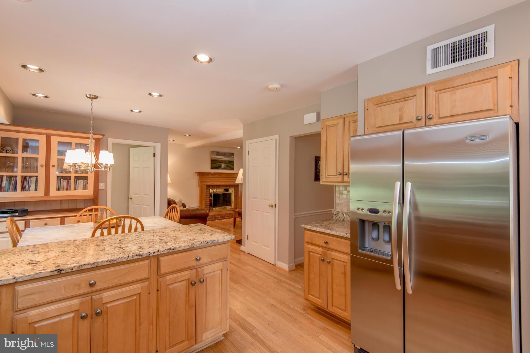 9445 Dunloggin Road Ellicott City, MD 21042 - Photo 7 of 27 Kitchen