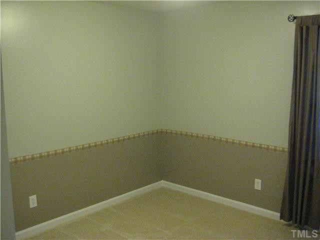 157 Ridge Drive Garner, NC 27529 - Photo 17 of 25 2nd bedroom