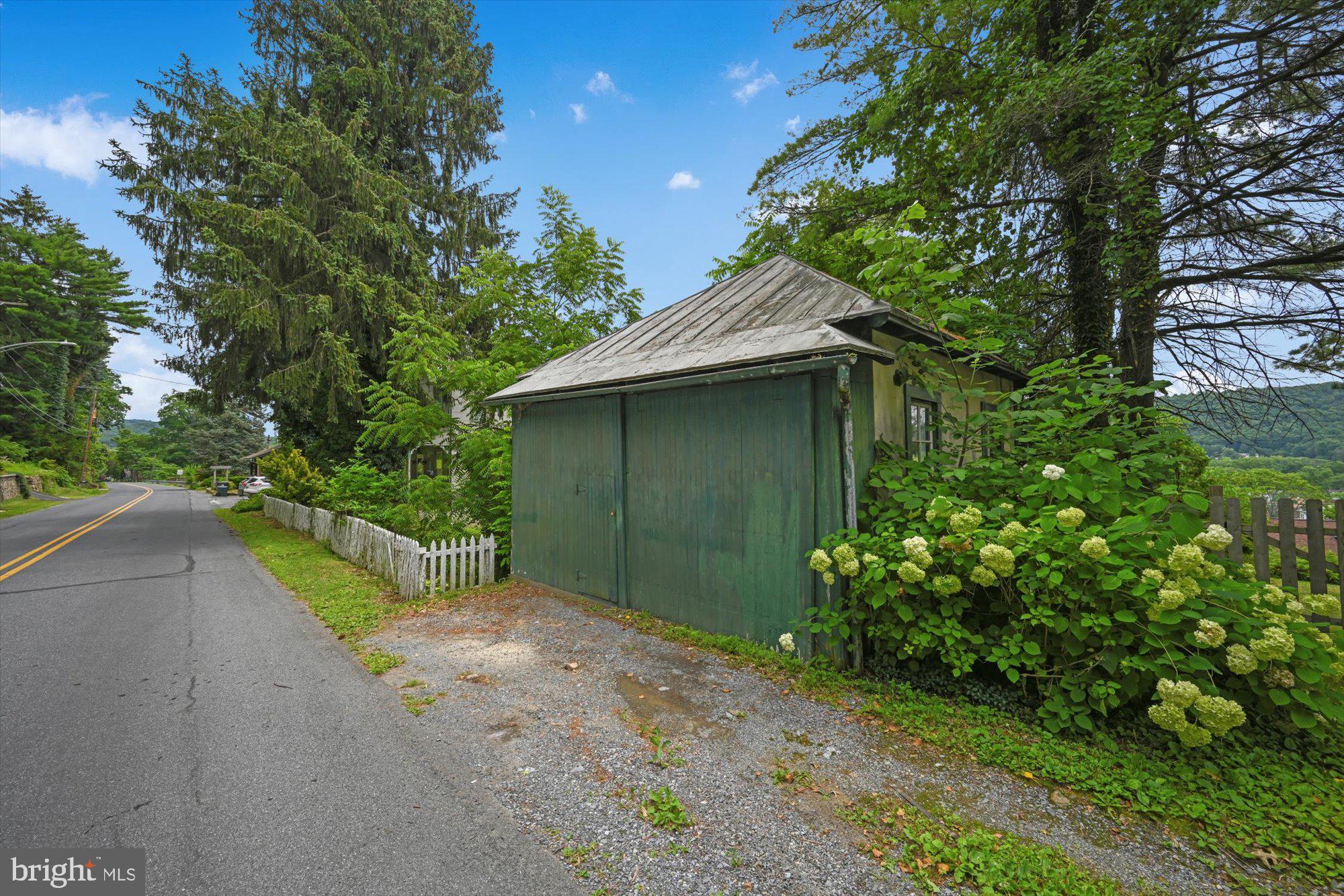 1111 Friedensburg Road Reading, PA 19606 - Photo 26 of 26 Detached Garage