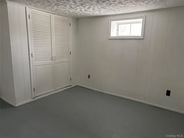 $737,500 | 1041 Mosefan Street, Franklin Square, NY 11010