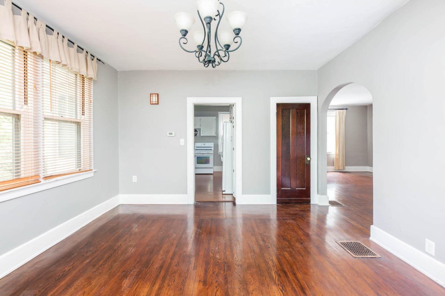 3258 Epworth Avenue Cincinnati, OH 45211 - Photo 10 of 22