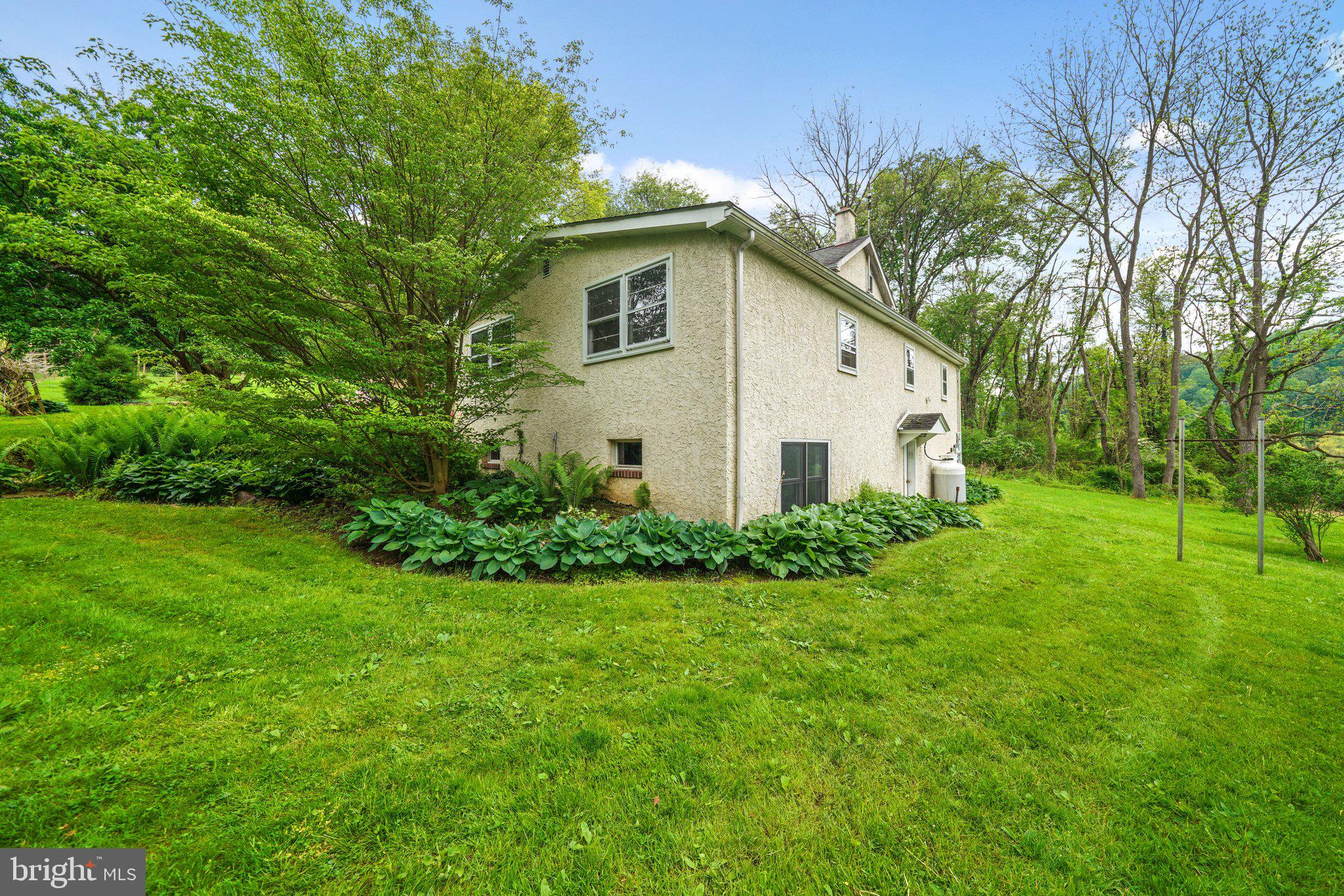 1046 Pike Springs Road Phoenixville, PA 19460 - Photo 15 of 51