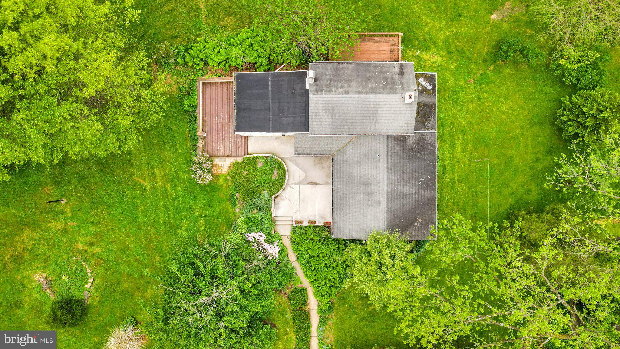 1046 Pike Springs Road Phoenixville, PA 19460 - Photo 10 of 51