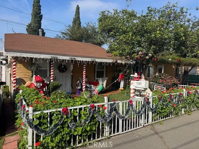 a view of outdoor space