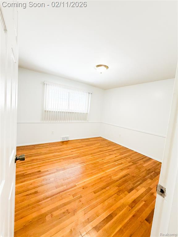 32851 Rugby Drive Warren, MI 48088 - Photo 10 of 18