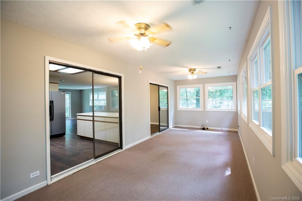 215 Fallen Timber Road Hendersonville, NC 28791 - Photo 10 of 30