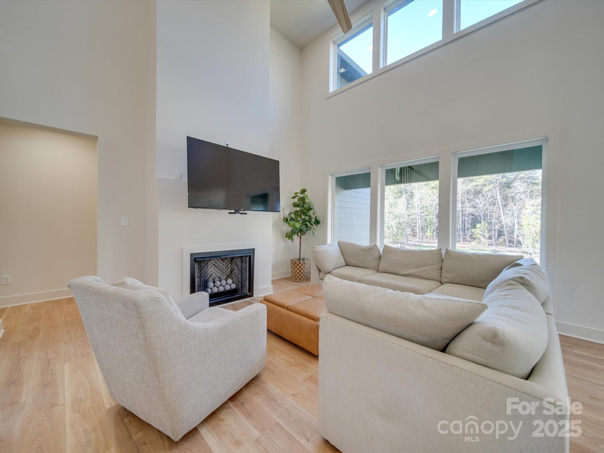 8039 McConnell Road Denver, NC 28037 - Photo 3 of 48 Gallery Image 3