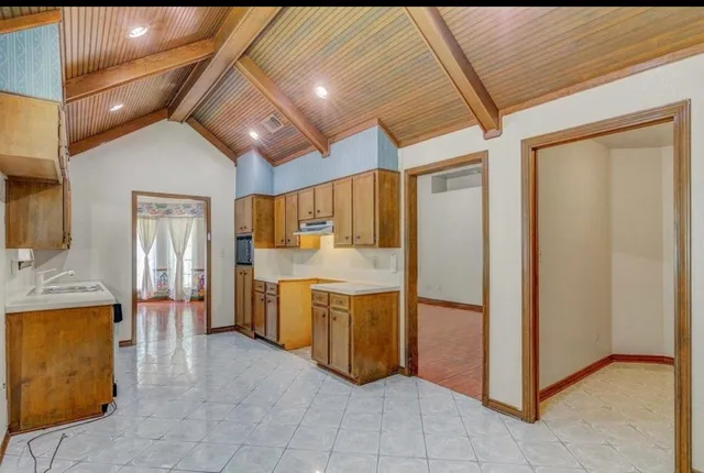 $1,850 | 1119 Meadowvale Drive, Beaumont, TX 77706