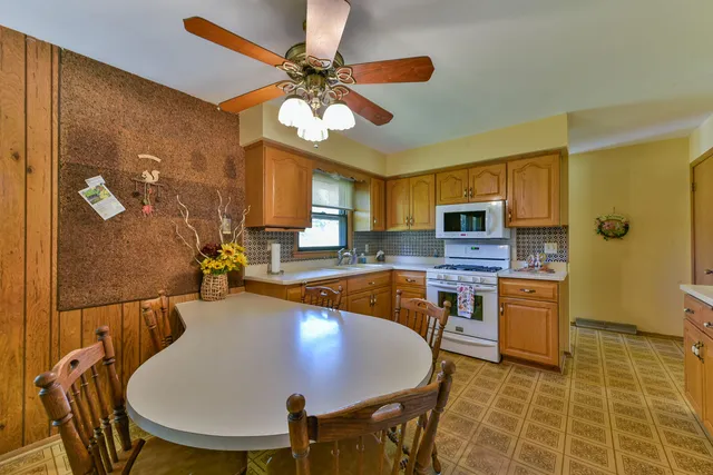 $429,900 | W226N8107 Longview Drive, Lisbon, WI 53089