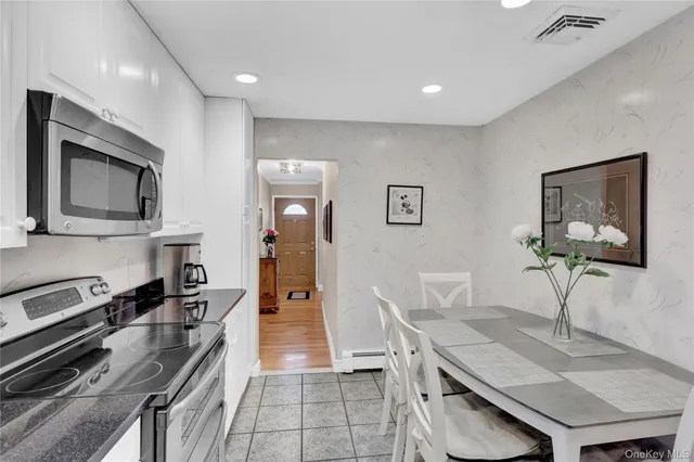 $828,888 | 46 Kalda Lane, Plainview, NY 11803