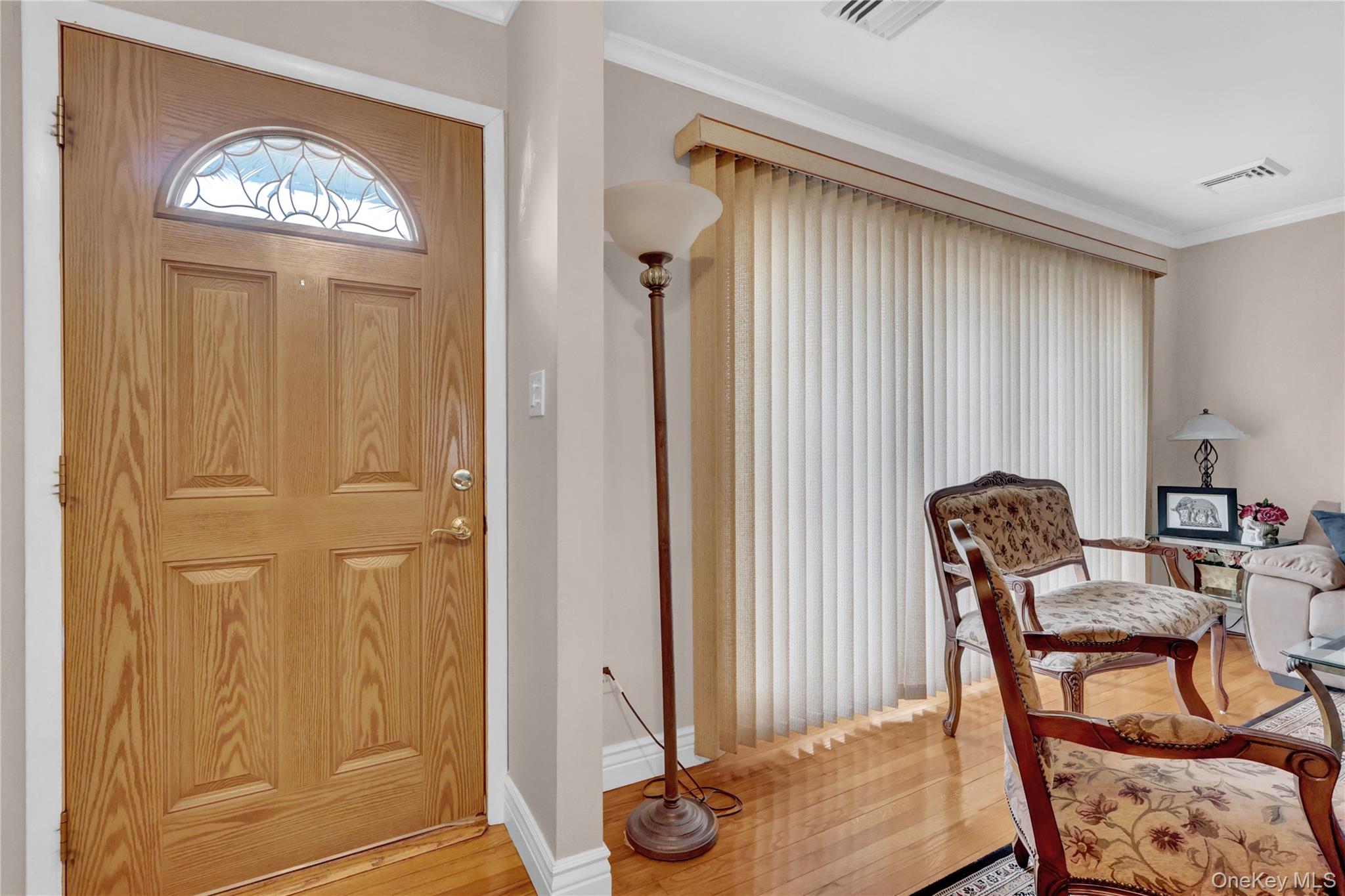 46 Kalda Lane Plainview, NY 11803 - Photo 7 of 30 a view of a livingroom with furniture and a window