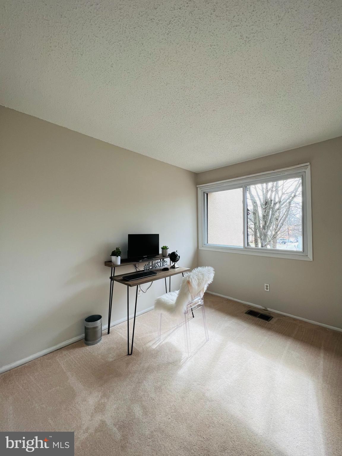 2128 Cartwright Place Reston, VA 20191 - Photo 8 of 12 Gallery Image 8