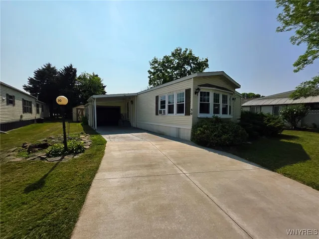 $54,900 | 30 Marseille Avenue, West Seneca, NY 14224