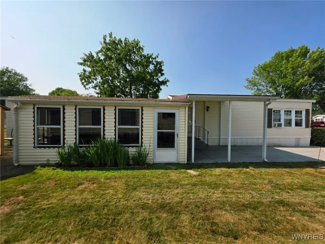 $54,900 | 30 Marseille Avenue, West Seneca, NY 14224