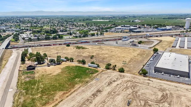 $2,100,000 | 960 Goodwin Drive, Ripon, CA 95366