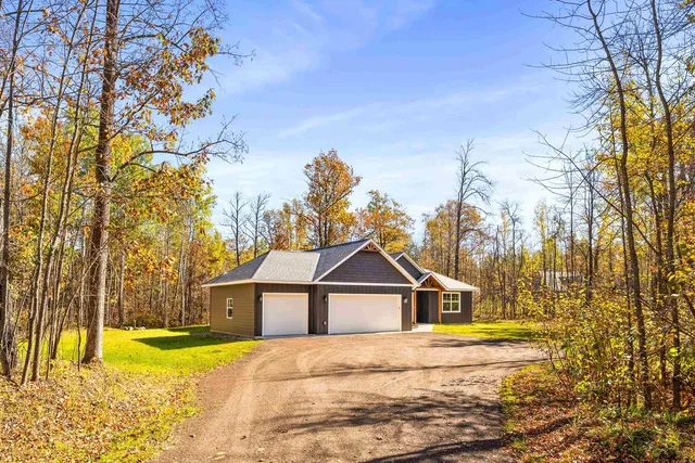 $759,900 | 1575 Kortie Road, Carlton, MN 55718