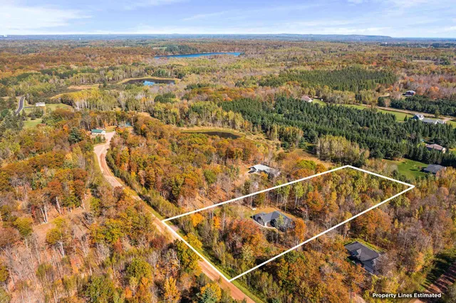 $759,900 | 1575 Kortie Road, Carlton, MN 55718