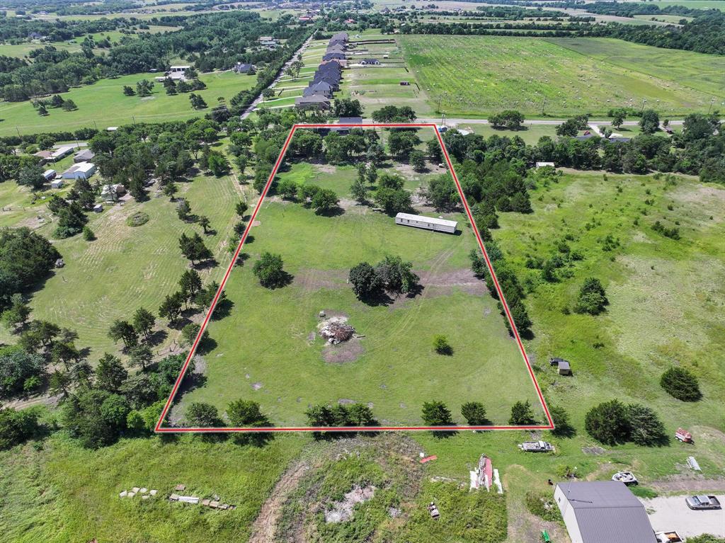 4453 Farm To Market 902 Howe, TX 75459 - Photo 23 of 40 Expansive parcel featuring a large grassy area, mature trees, and a rectangular boundary