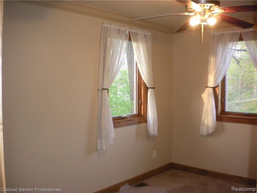 2057 Gray Road Lapeer, MI 48446 - Photo 16 of 30 2057 Gray 035.JPG