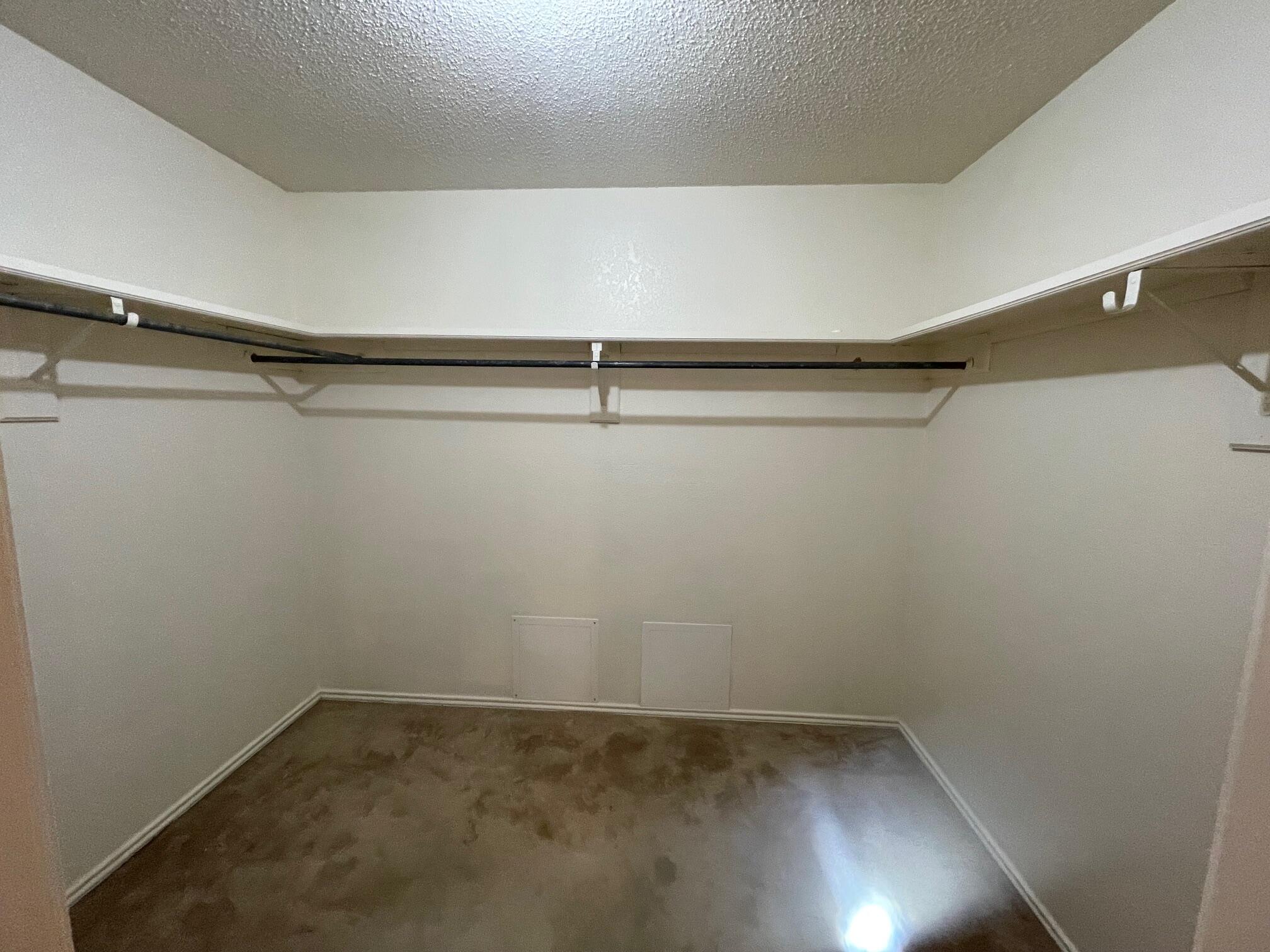 5411 95th Street Lubbock, TX 79424 - Photo 13 of 29 IMG_2463