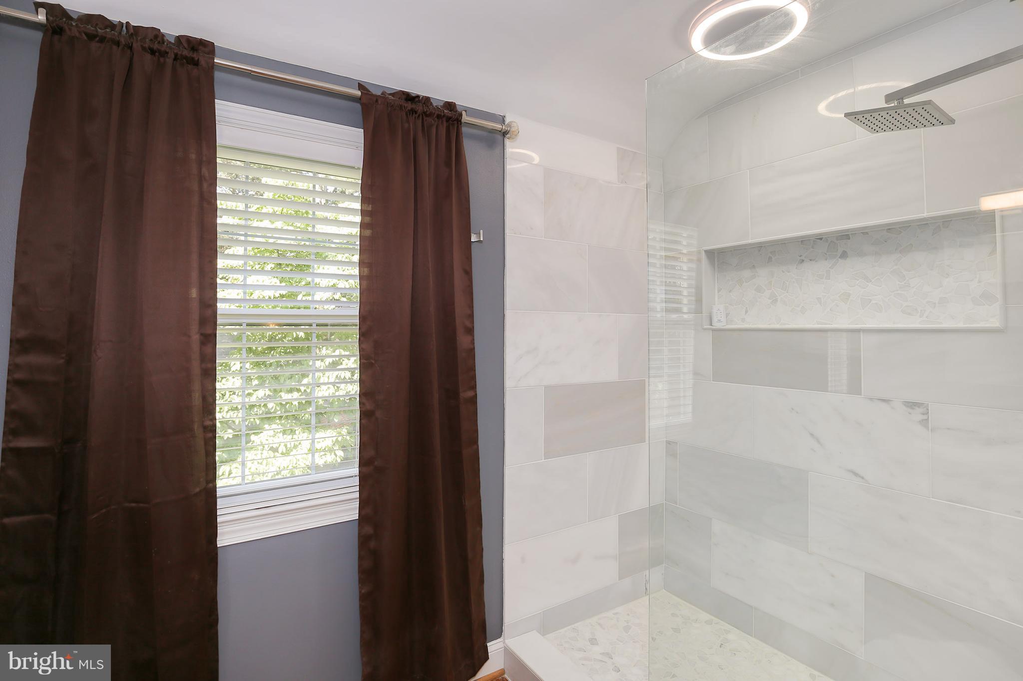 1922 Brisbane Street Silver Spring, MD 20902 - Photo 12 of 28 Bath (Master)