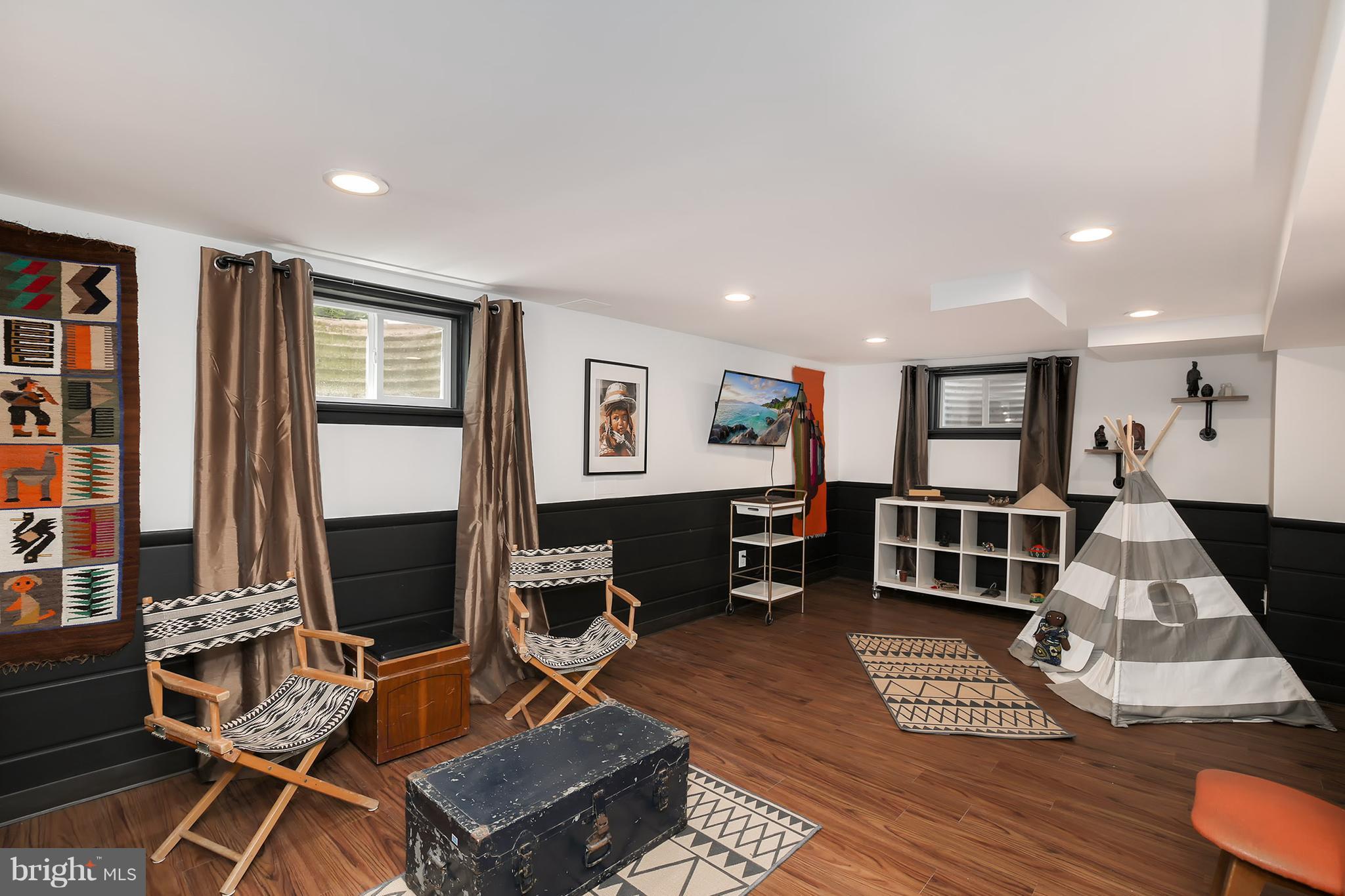 1922 Brisbane Street Silver Spring, MD 20902 - Photo 18 of 28 Family Room