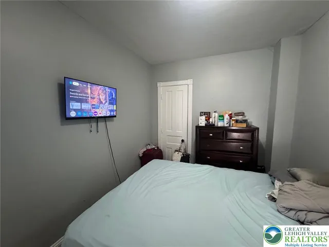 $265,000 | 515 North Bishopthorpe Street, Fountain Hill, PA 18015