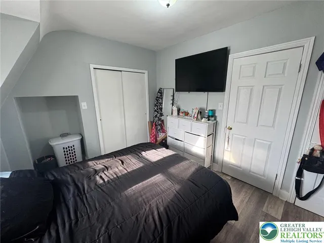 $265,000 | 515 North Bishopthorpe Street, Fountain Hill, PA 18015