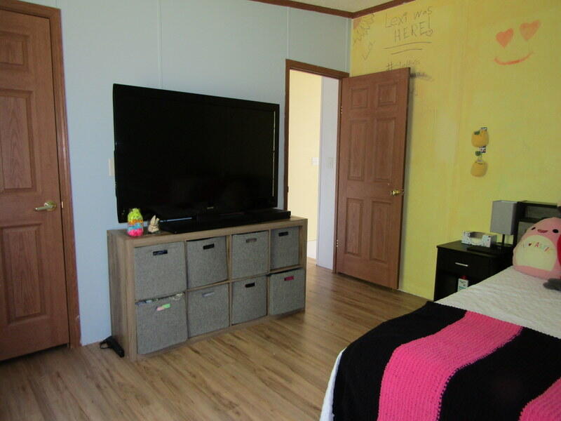 657 Brighton Hill Road Minot, ME 04258 - Photo 10 of 32 bedrm 2-2