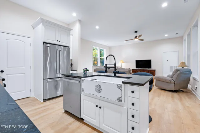 $599,000 | 317 Highland Trace Road, Sharps Chapel, TN 37866