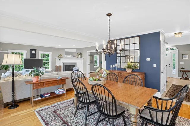 $1,425,000 | 7 Mary Leal Lane, Sandwich, MA 02537