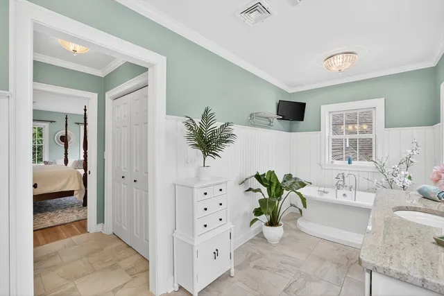 $1,425,000 | 7 Mary Leal Lane, Sandwich, MA 02537