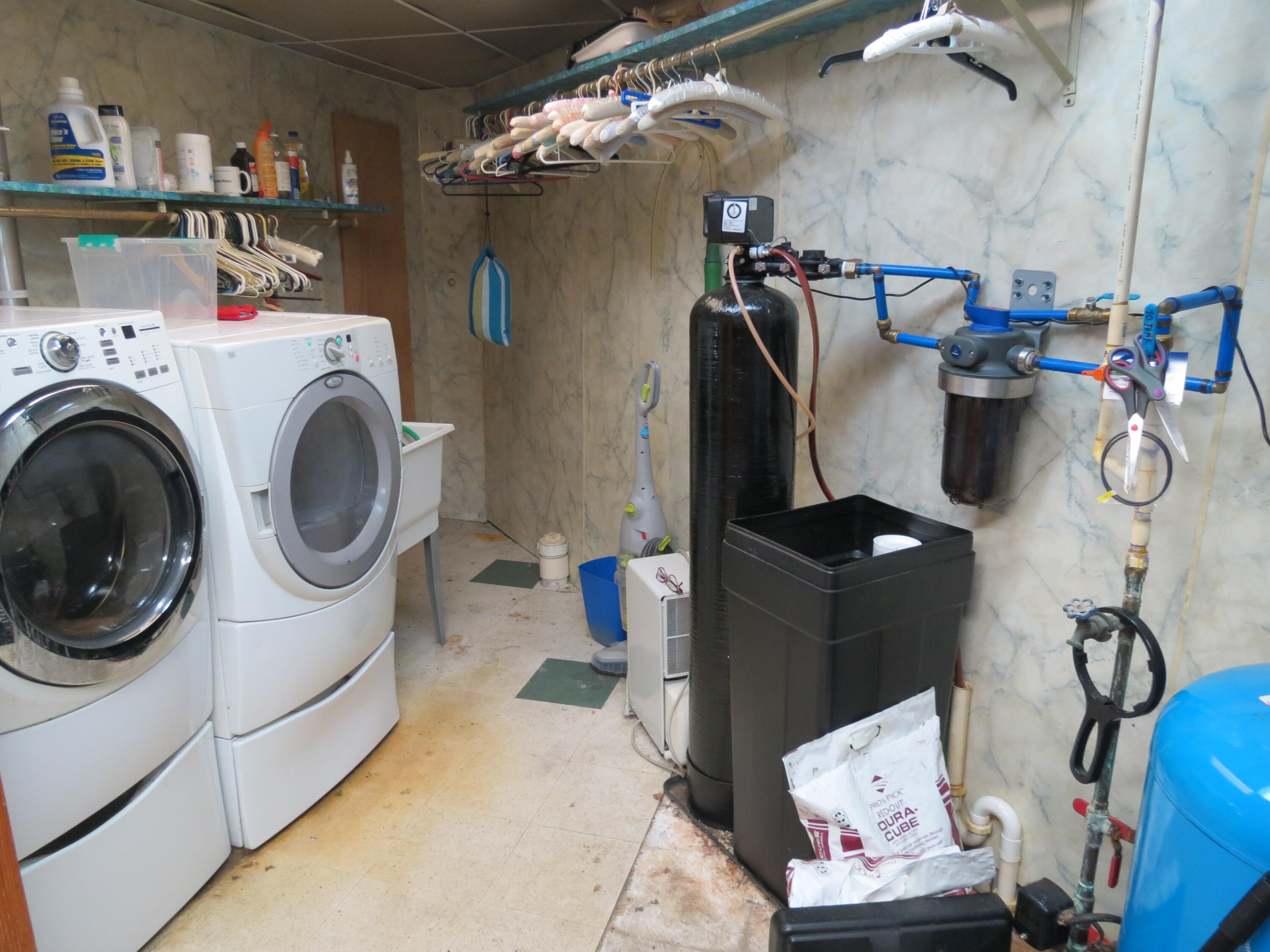10380 Somervill Road Rives Junction, MI 49277 - Photo 8 of 67 Laundry area
