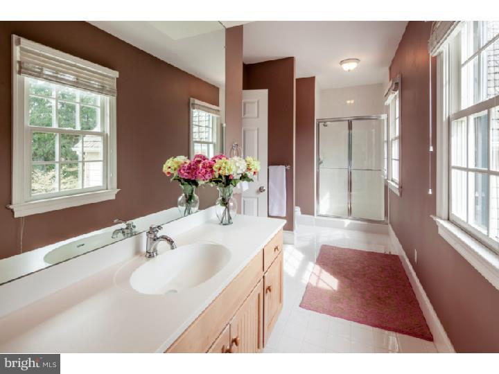 15 Kinterra Road Wayne, PA 19087 - Photo 18 of 25 Bathroom