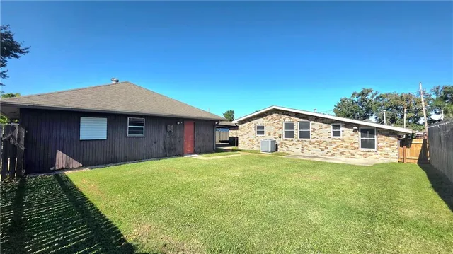 $2,400 | 114 Gamma Street, Belle Chasse, LA 70037