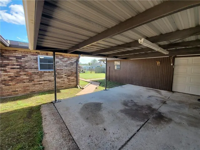 $2,400 | 114 Gamma Street, Belle Chasse, LA 70037