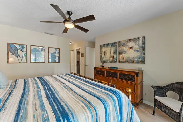 $3,800 | 1127 East Seminole Avenue, Unit 4B, Jupiter, FL 33477