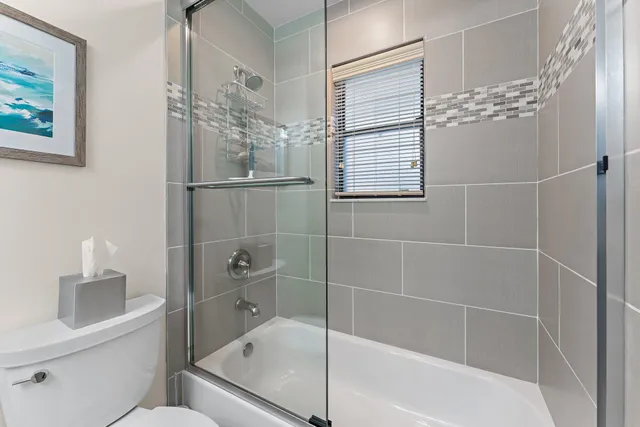 $3,800 | 1127 East Seminole Avenue, Unit 4B, Jupiter, FL 33477