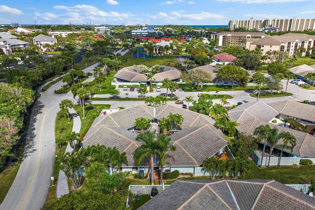 $3,800 | 1127 East Seminole Avenue, Unit 4B, Jupiter, FL 33477