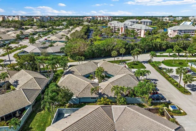 $3,800 | 1127 East Seminole Avenue, Unit 4B, Jupiter, FL 33477