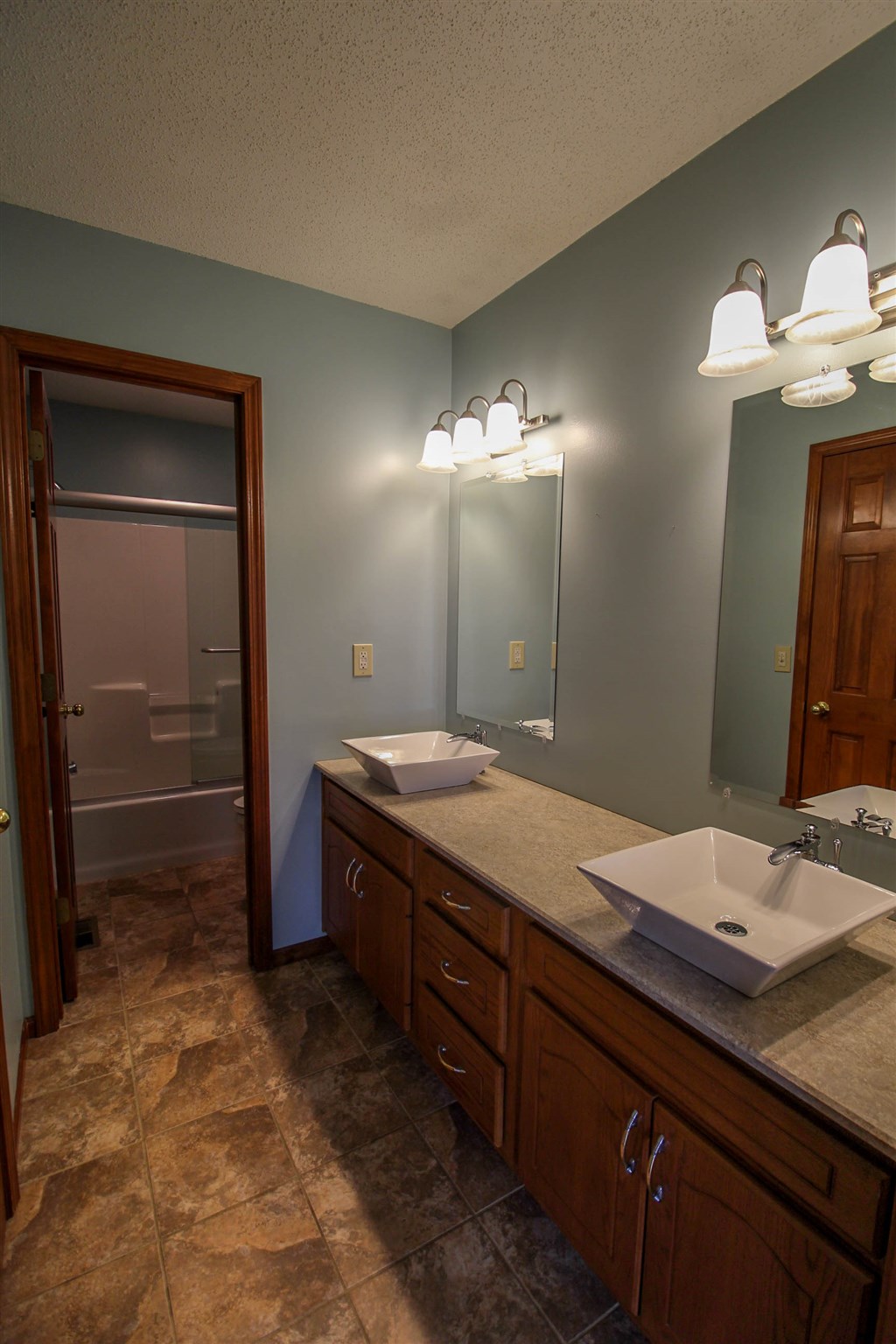 517 Wyss Ridge Drive Fort Wayne, IN 46819 - Photo 13 of 31 Gallery Image 13