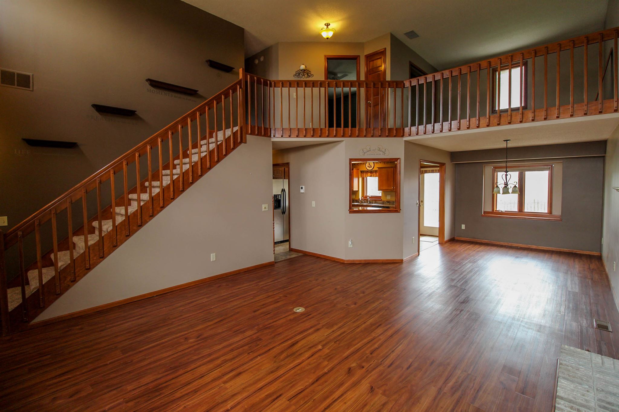 517 Wyss Ridge Drive Fort Wayne, IN 46819 - Photo 4 of 31 Gallery Image 4