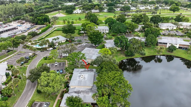 a view of a house with a big yard