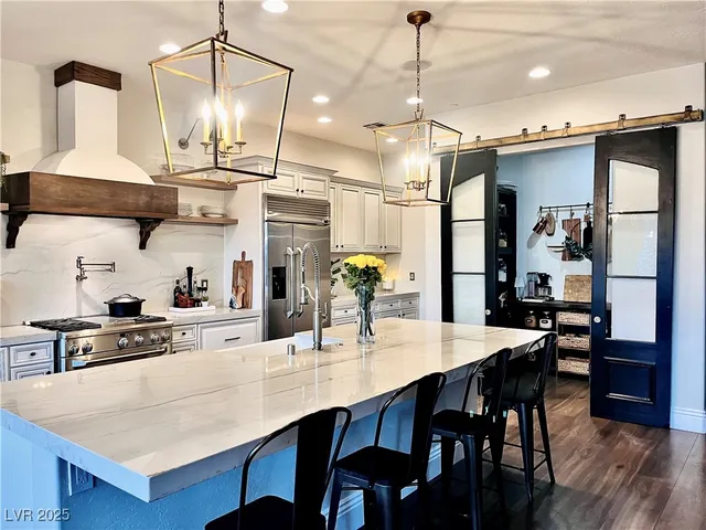 $775,000 | 220 Palmetto Pointe Drive, Henderson, NV 89012