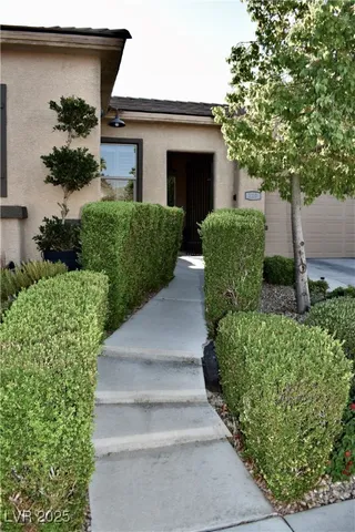 $775,000 | 220 Palmetto Pointe Drive, Henderson, NV 89012